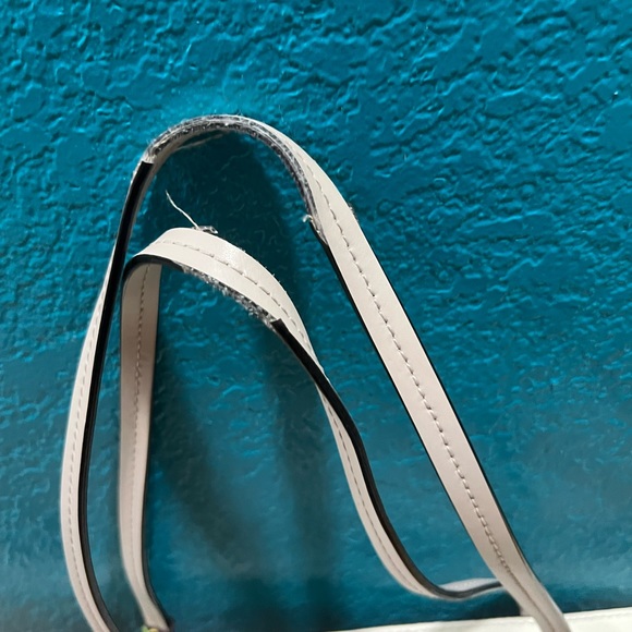 Kate Spade - Picture 7 of 9